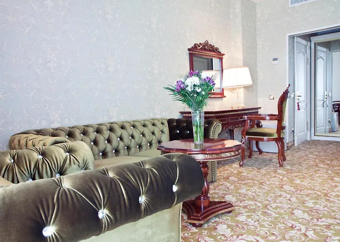 Royal Hotel And Spa Geneva Трускавець